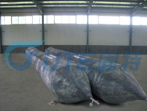 Lifting, loading & floating air bag for ship launching